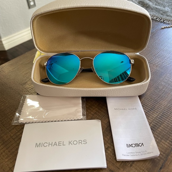 Like New Michael Kors Blue Aviator Sunglasses
